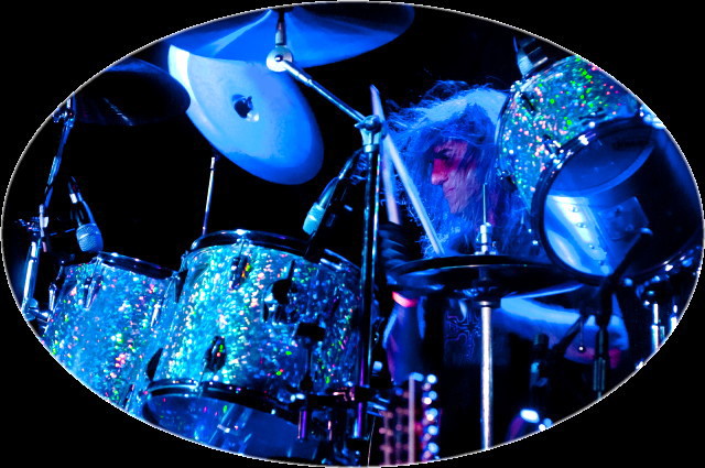 Charlie2011be2.jpg - 120818 Bytes